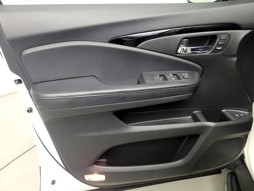 used 2017 Honda Pilot car, priced at $22,998