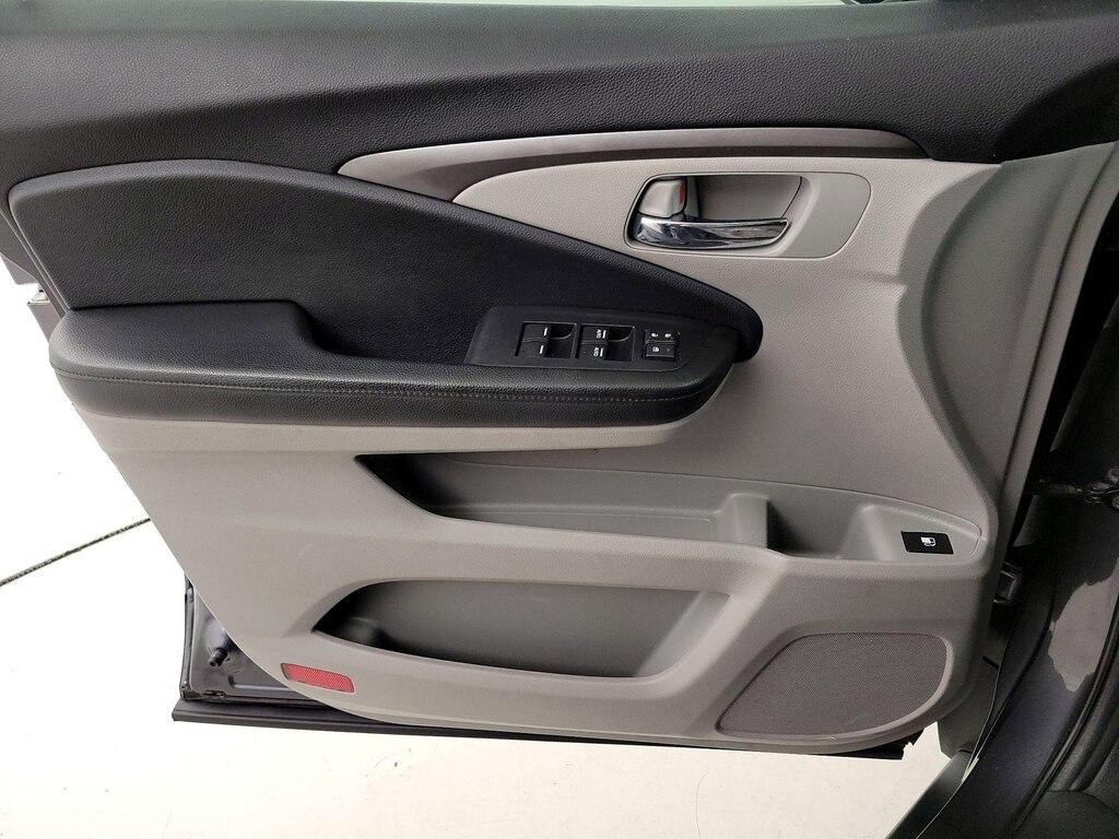 used 2019 Honda Pilot car, priced at $23,998