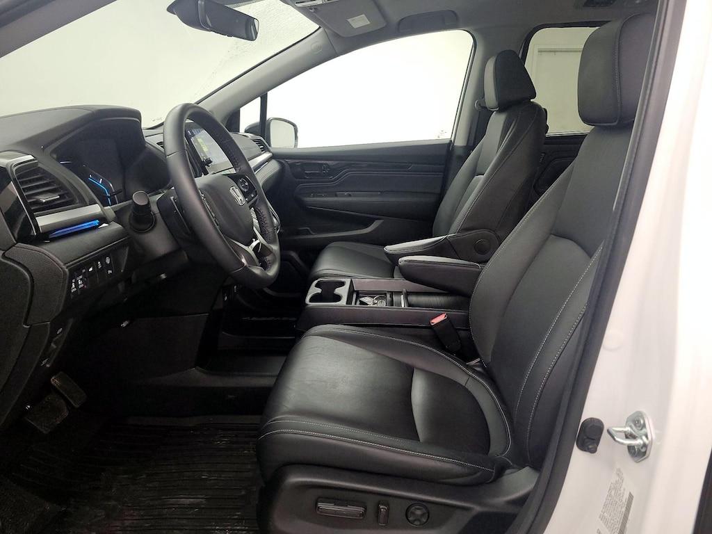 used 2024 Honda Odyssey car, priced at $40,998