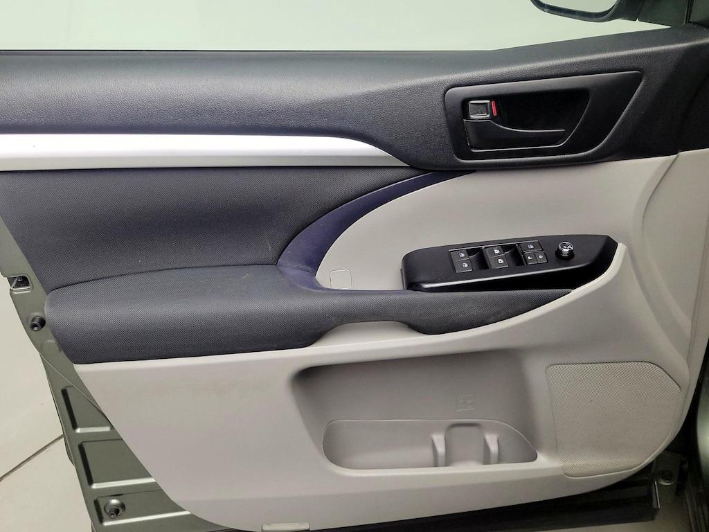 used 2017 Toyota Highlander car, priced at $19,998