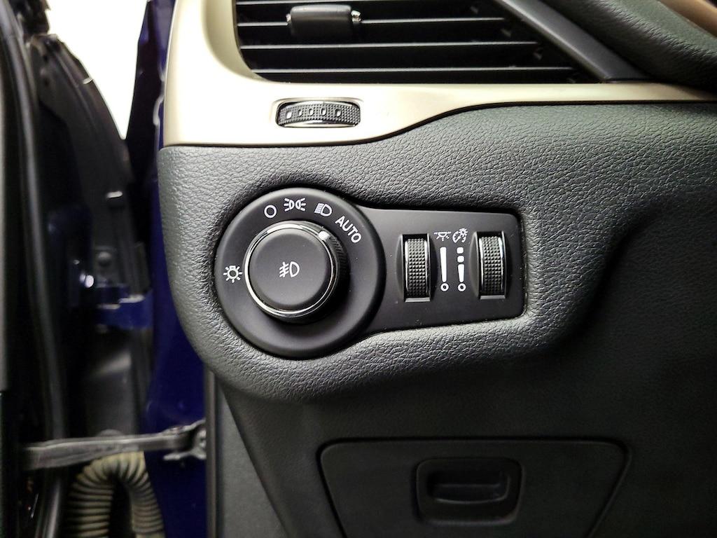 used 2016 Jeep Cherokee car, priced at $13,998