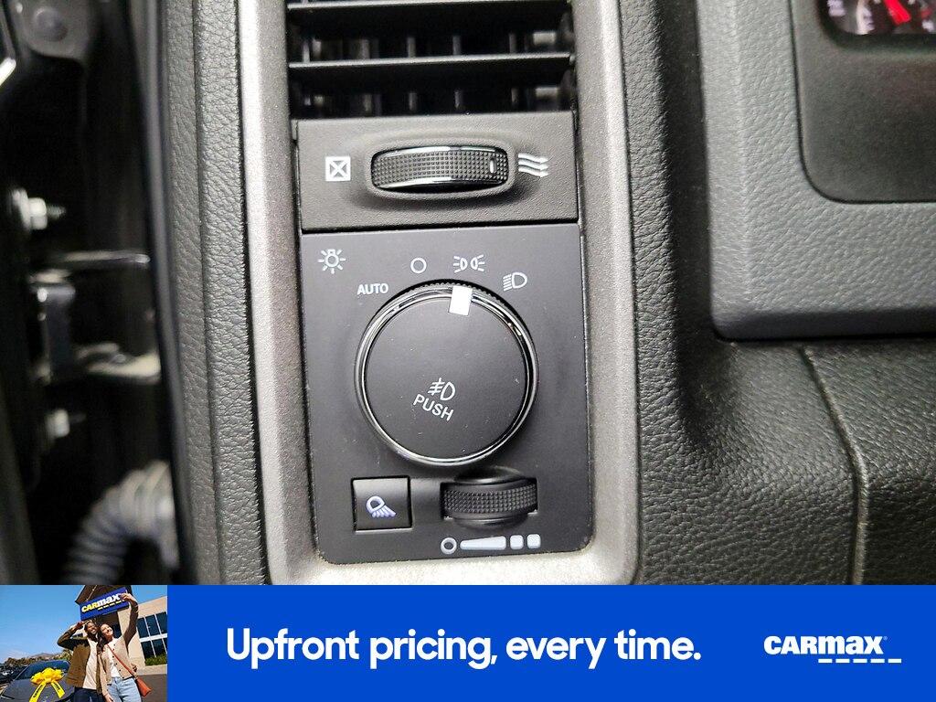 used 2019 Ram 1500 Classic car, priced at $26,998