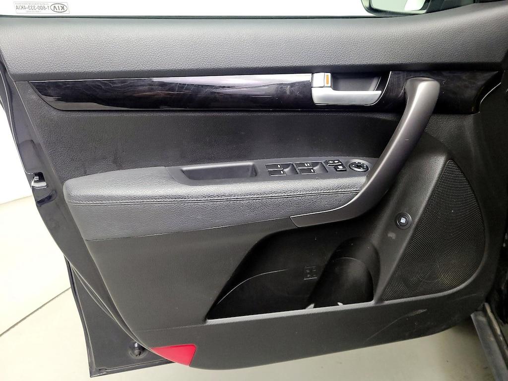 used 2015 Kia Sorento car, priced at $13,998