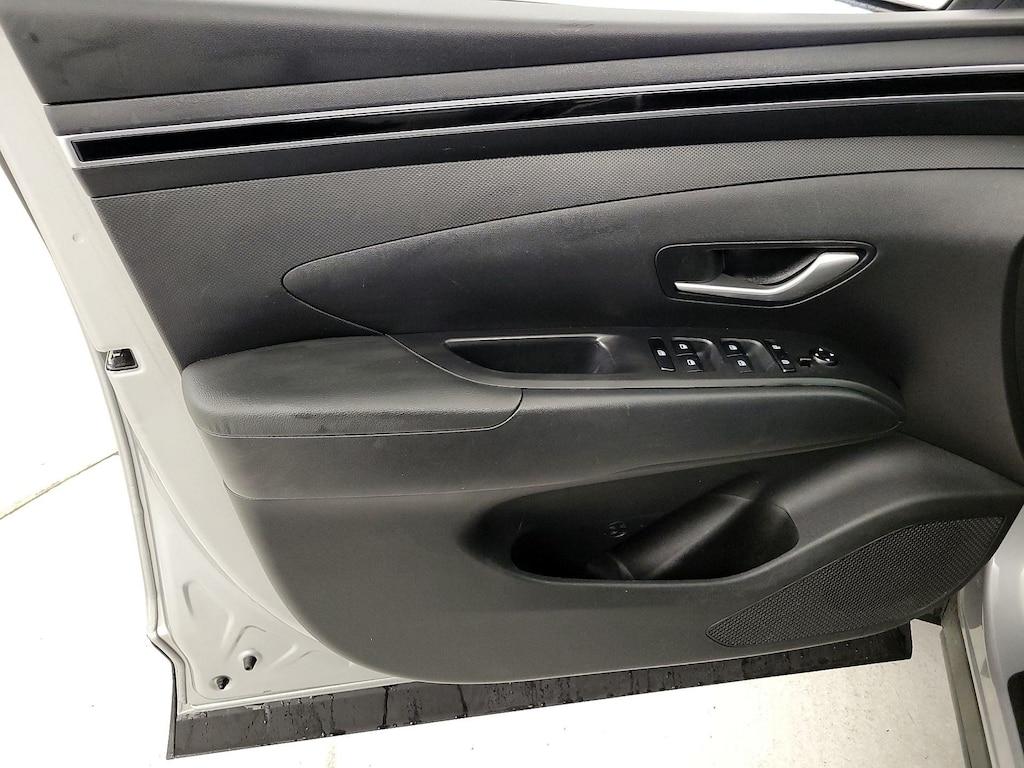 used 2024 Hyundai TUCSON Hybrid car, priced at $29,998