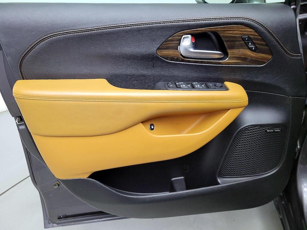 used 2021 Chrysler Pacifica Hybrid car, priced at $36,998