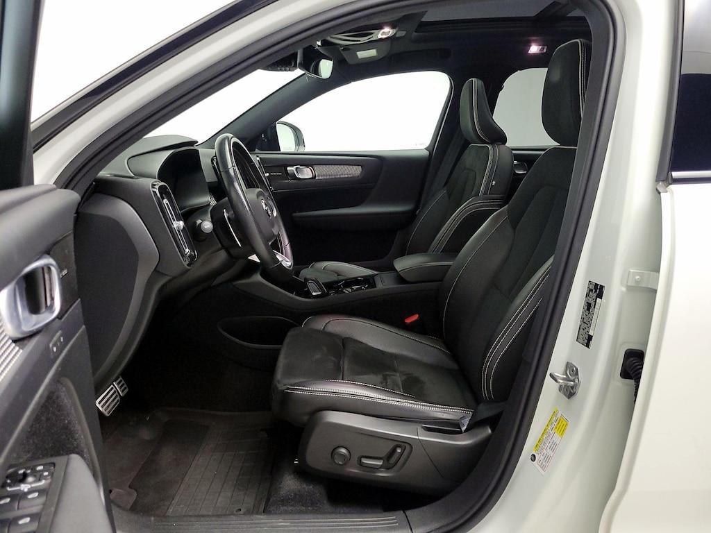 used 2020 Volvo XC40 car, priced at $26,998