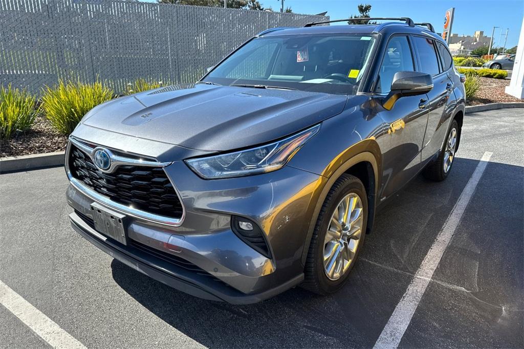 used 2021 Toyota Highlander Hybrid car, priced at $36,988