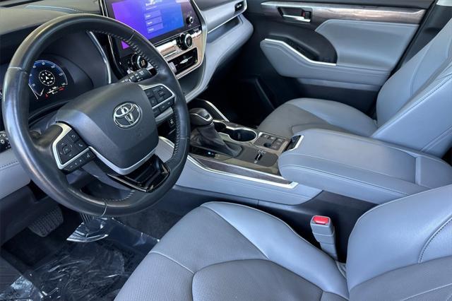 used 2023 Toyota Highlander Hybrid car, priced at $53,988