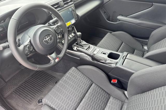 new 2025 Toyota GR86 car