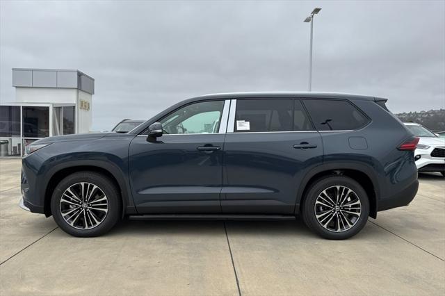 new 2025 Toyota Grand Highlander Hybrid car