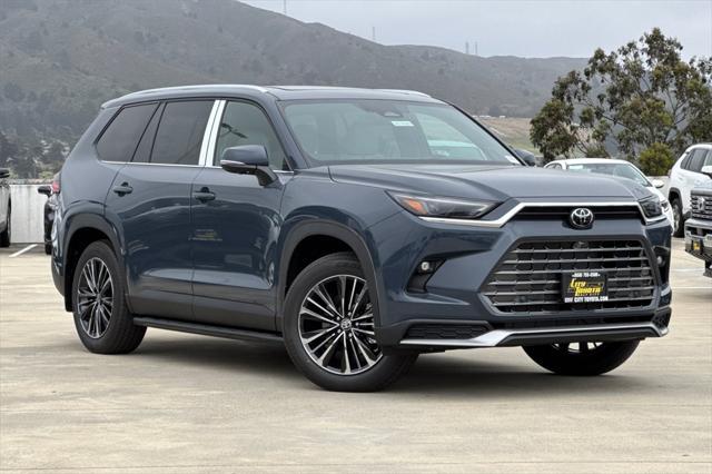 new 2025 Toyota Grand Highlander Hybrid car
