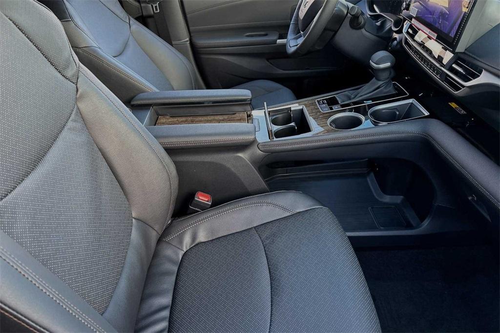 new 2025 Toyota Sienna car, priced at $63,713