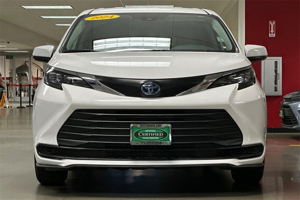 used 2024 Toyota Sienna car, priced at $44,988