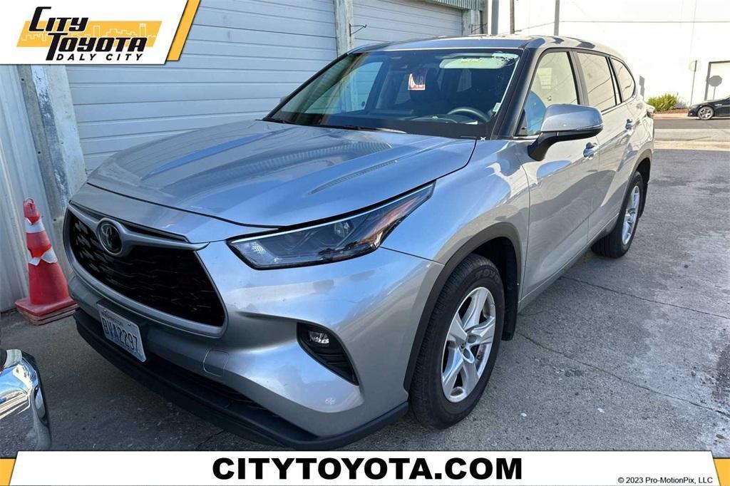 used 2024 Toyota Highlander car, priced at $36,988