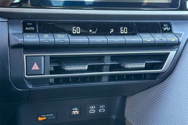 new 2025 Toyota Camry car