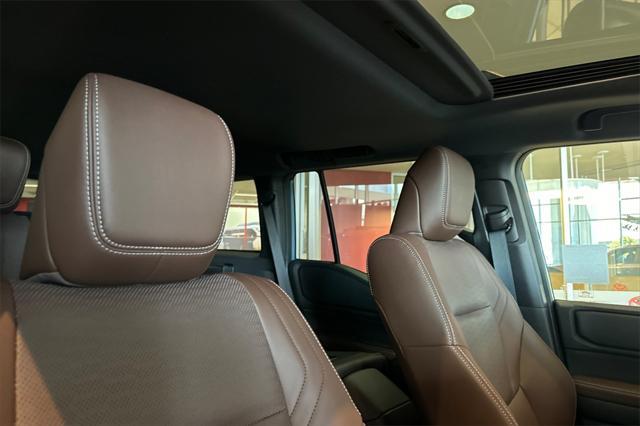 new 2025 Toyota Land Cruiser car