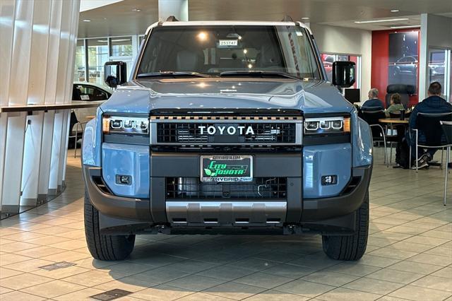 new 2025 Toyota Land Cruiser car
