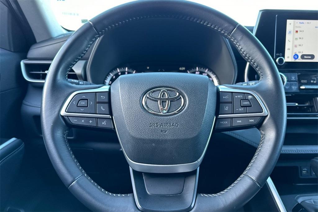 used 2024 Toyota Highlander car, priced at $36,988