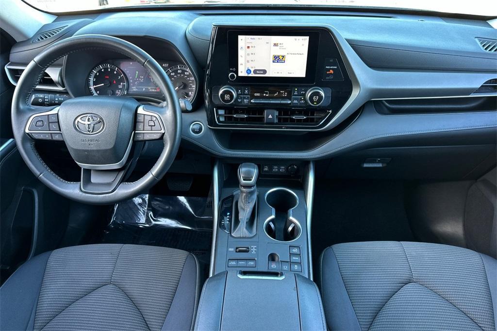 used 2024 Toyota Highlander car, priced at $36,988