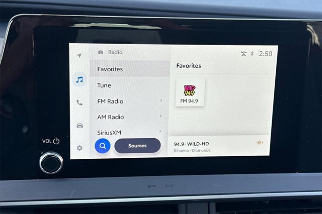 new 2025 Toyota Prius car