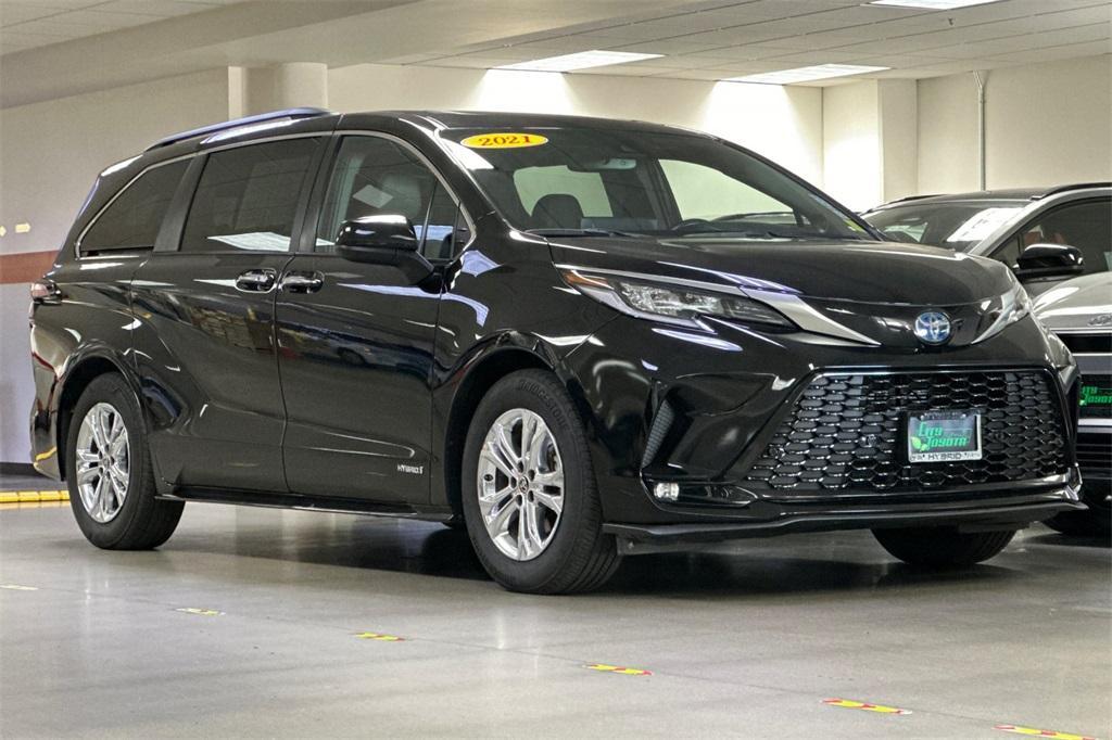 used 2021 Toyota Sienna car, priced at $43,988