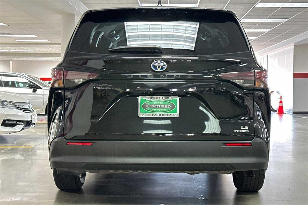 used 2023 Toyota Sienna car, priced at $39,988