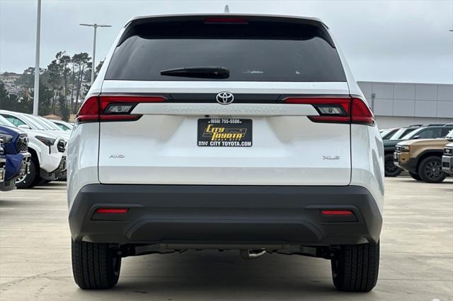 new 2025 Toyota Grand Highlander car