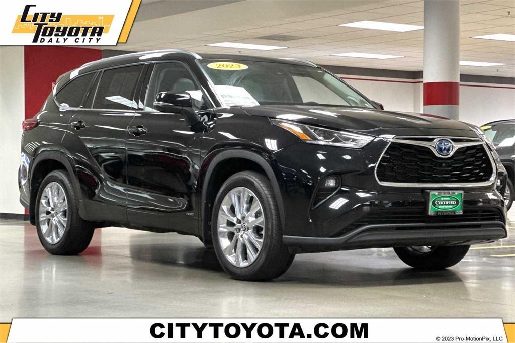 used 2023 Toyota Highlander Hybrid car, priced at $52,988