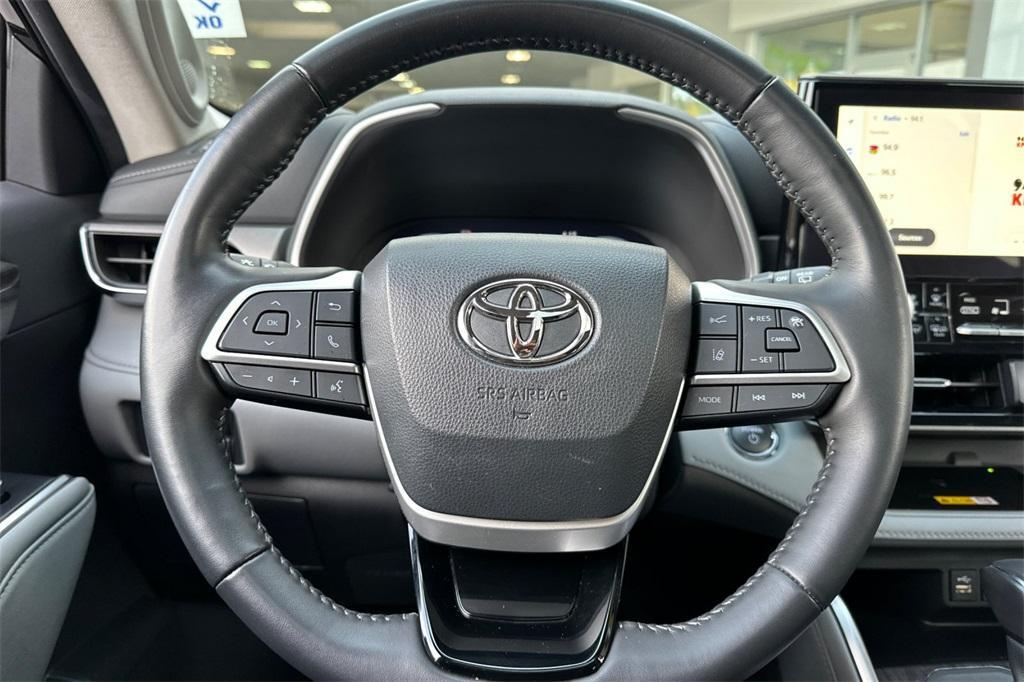 used 2023 Toyota Highlander Hybrid car, priced at $52,988