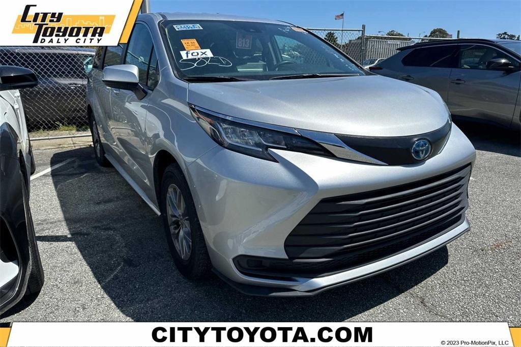 used 2022 Toyota Sienna car, priced at $36,988