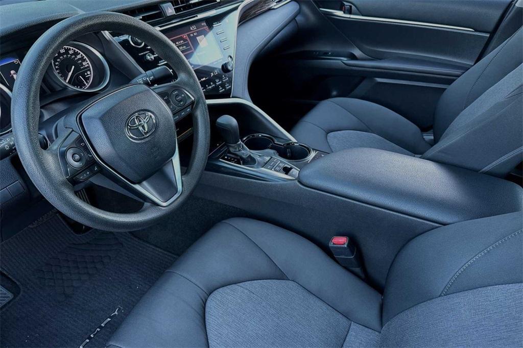 used 2018 Toyota Camry Hybrid car, priced at $25,988