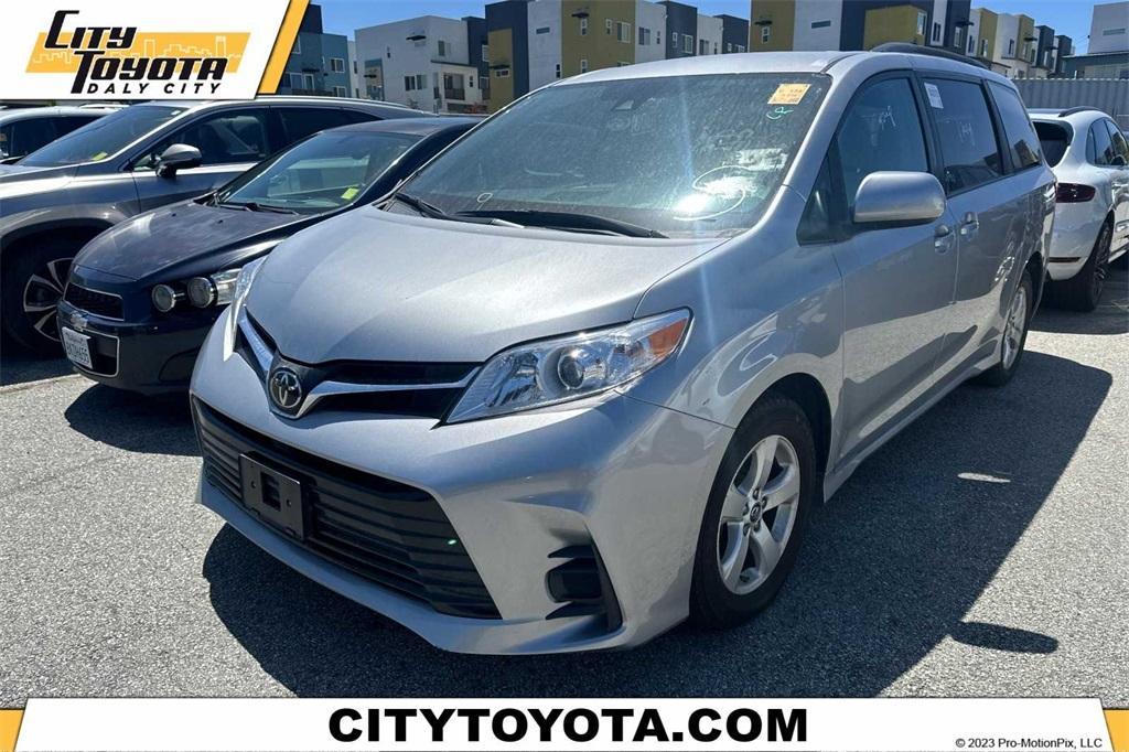 used 2018 Toyota Sienna car, priced at $33,988