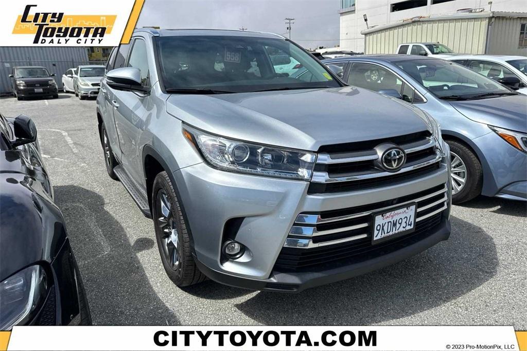 used 2019 Toyota Highlander car, priced at $36,988