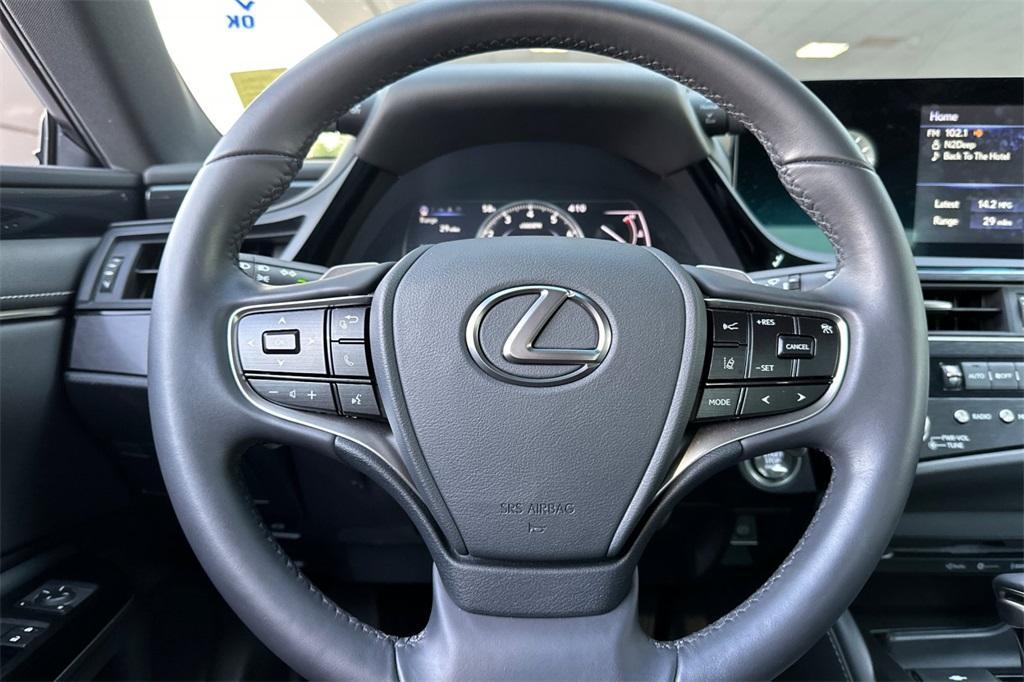 used 2022 Lexus ES 350 car, priced at $35,988