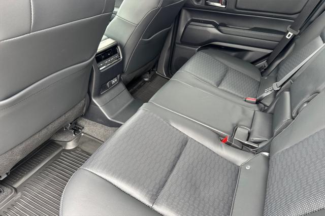 new 2025 Toyota Land Cruiser car