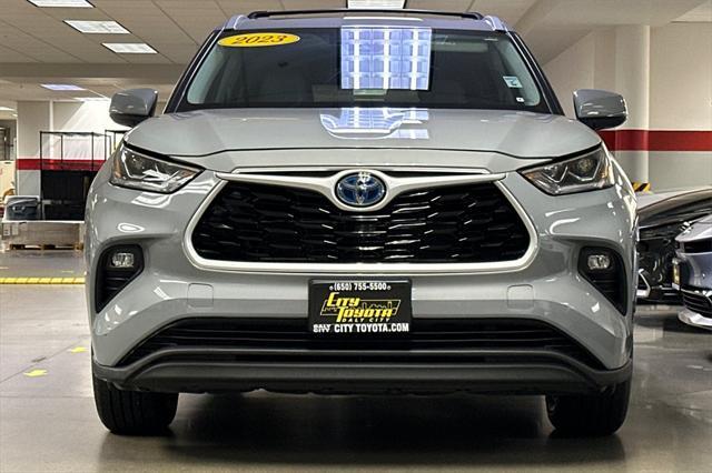 used 2023 Toyota Highlander Hybrid car, priced at $42,988