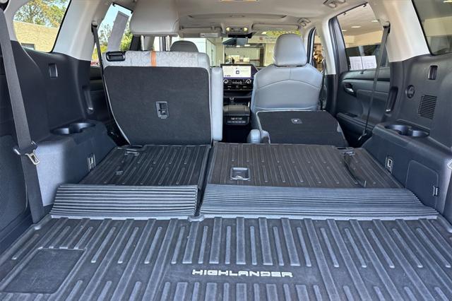 used 2023 Toyota Highlander Hybrid car, priced at $42,988