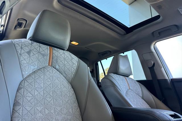 used 2023 Toyota Highlander Hybrid car, priced at $42,988