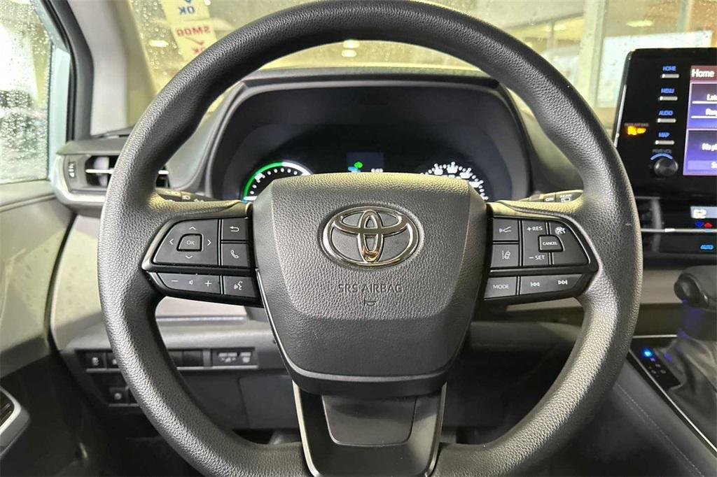 used 2024 Toyota Sienna car, priced at $46,988