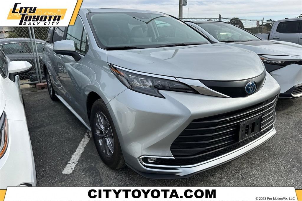 used 2024 Toyota Sienna car, priced at $47,988