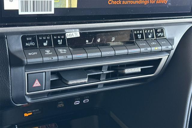 new 2025 Toyota Camry car