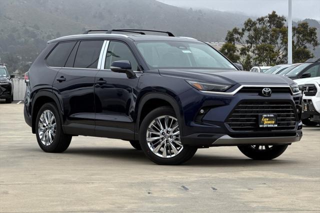new 2025 Toyota Grand Highlander car