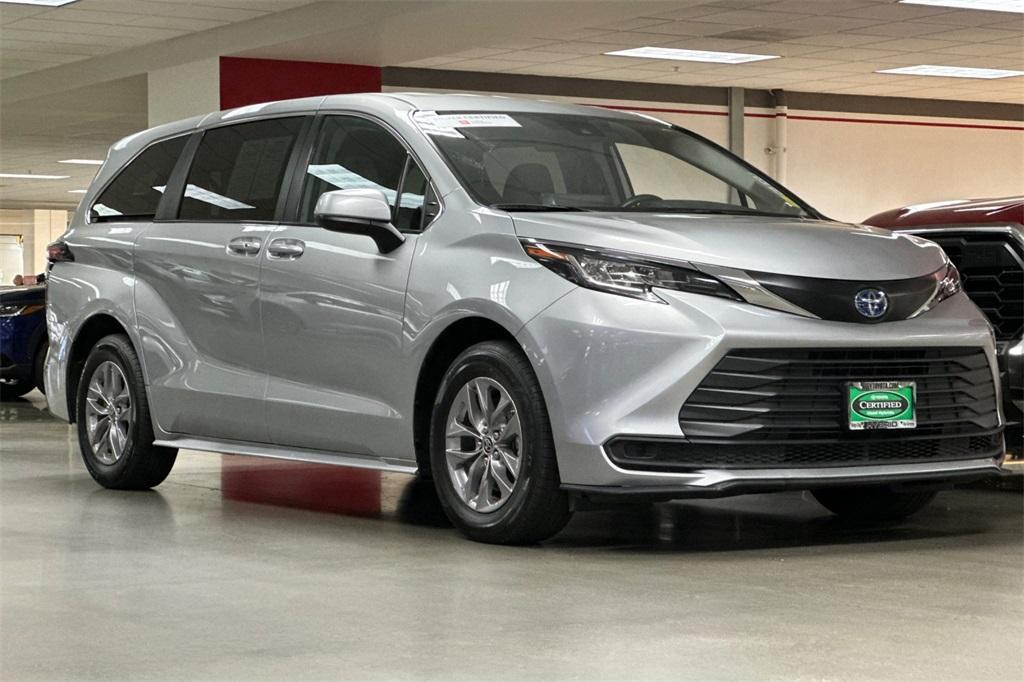 used 2022 Toyota Sienna car, priced at $31,988