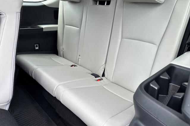 new 2025 Toyota Grand Highlander car