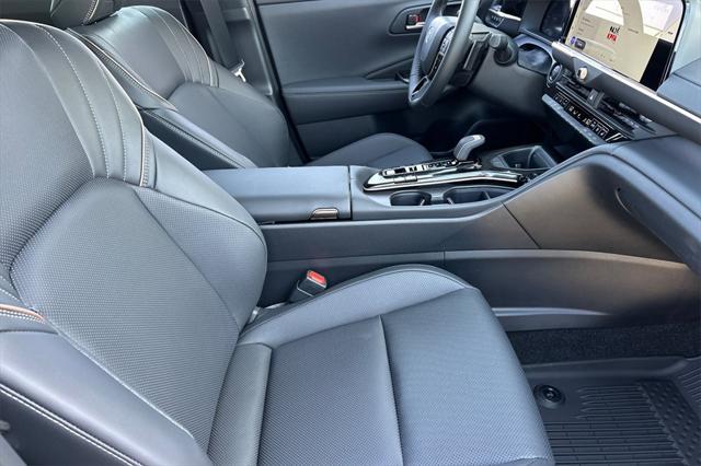 new 2025 Toyota Crown Signia car