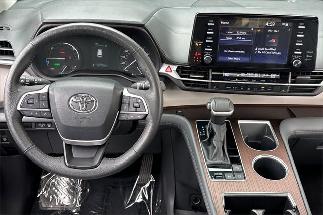 used 2024 Toyota Sienna car, priced at $47,988