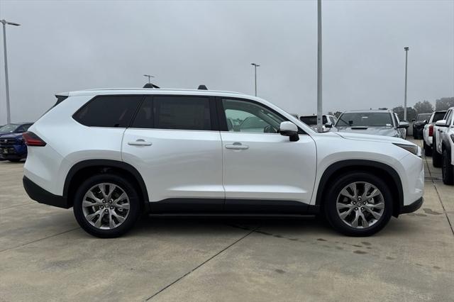 new 2025 Toyota Grand Highlander car