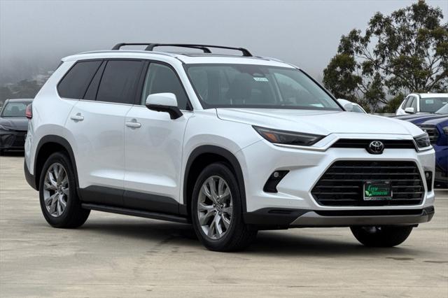 new 2025 Toyota Grand Highlander car
