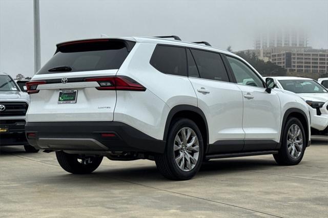 new 2025 Toyota Grand Highlander car