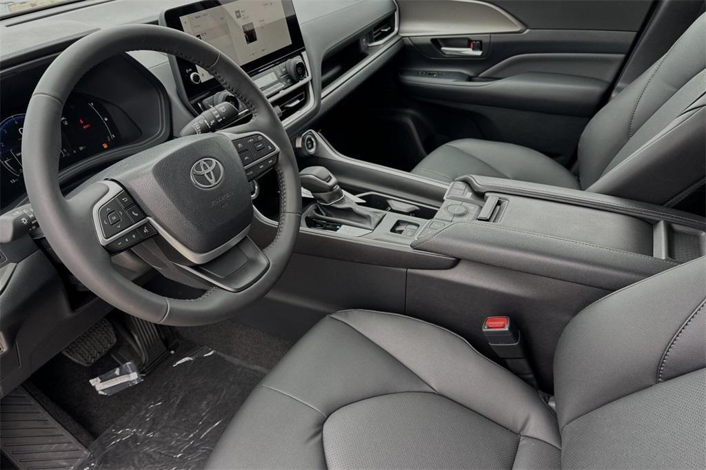 new 2024 Toyota Grand Highlander car, priced at $45,597